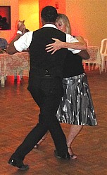 Vinicius baila com Lucienne
